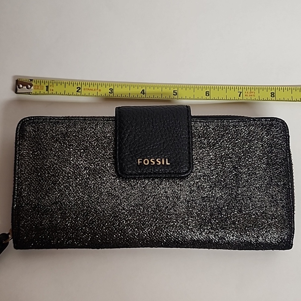 Fossil Metallic Pewter w/Taupe/Gray Inside Wristlet Wallet/Card Holder Clutch - Picture 7 of 11